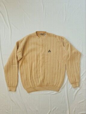 IZOD Harvest Yellow Crewneck Sweater | Size M